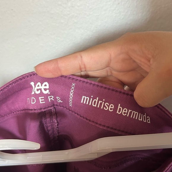 Lee riders mid rise Bermuda Purple Shorts - Picture 5 of 6